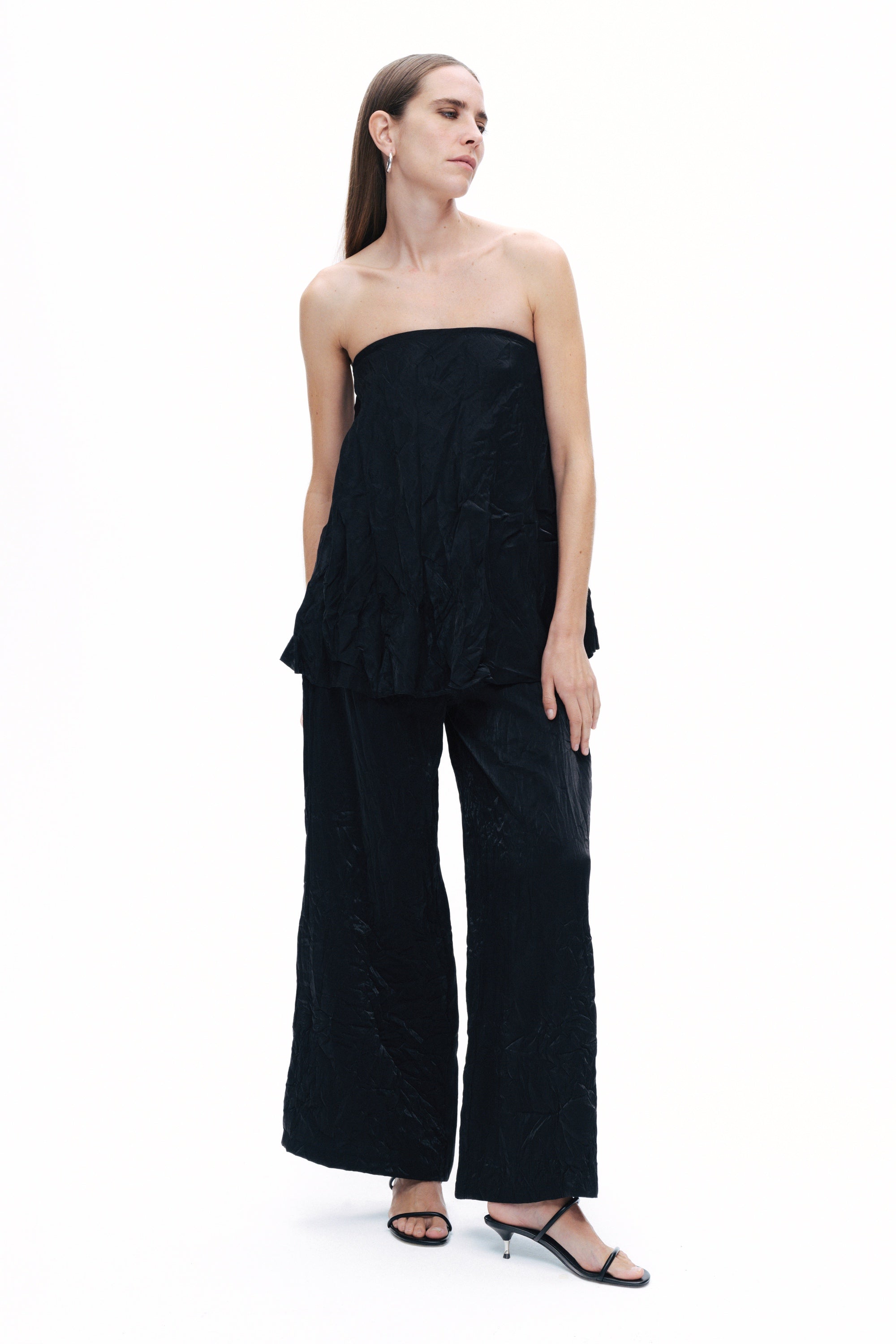 Black Wrinkled Look Strapless Blouse