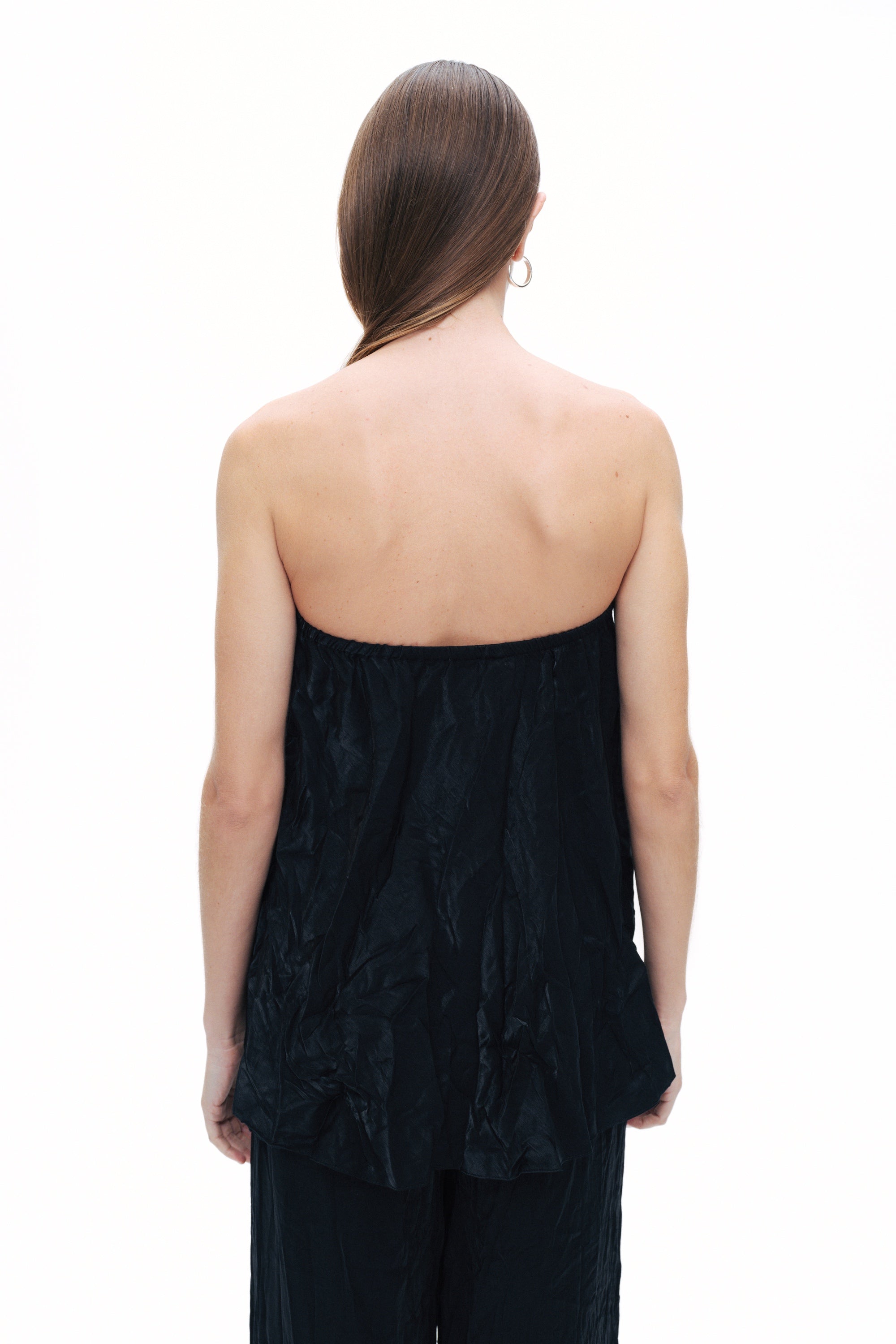 Black Wrinkled Look Strapless Blouse