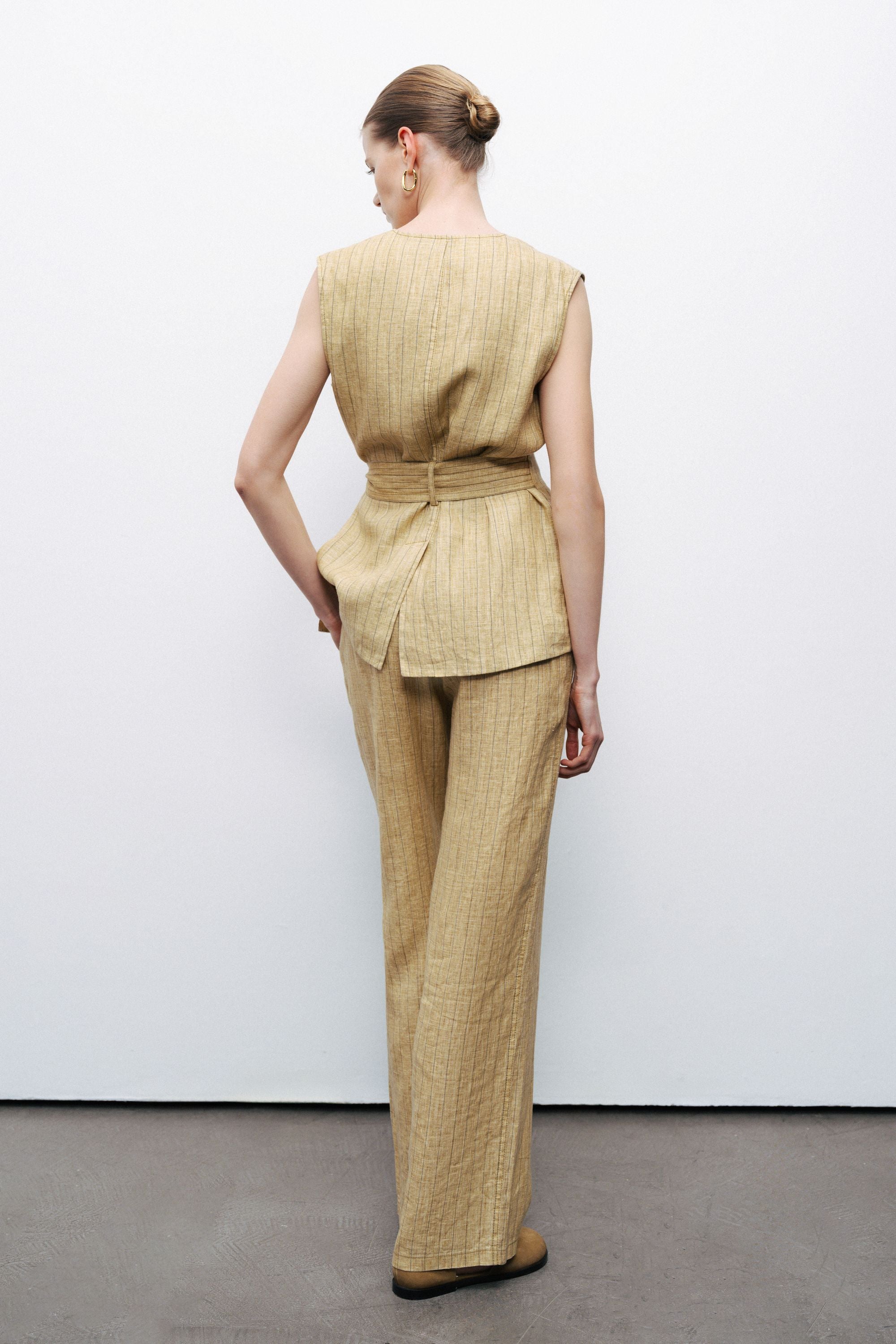 Linen Tie Detail Vest