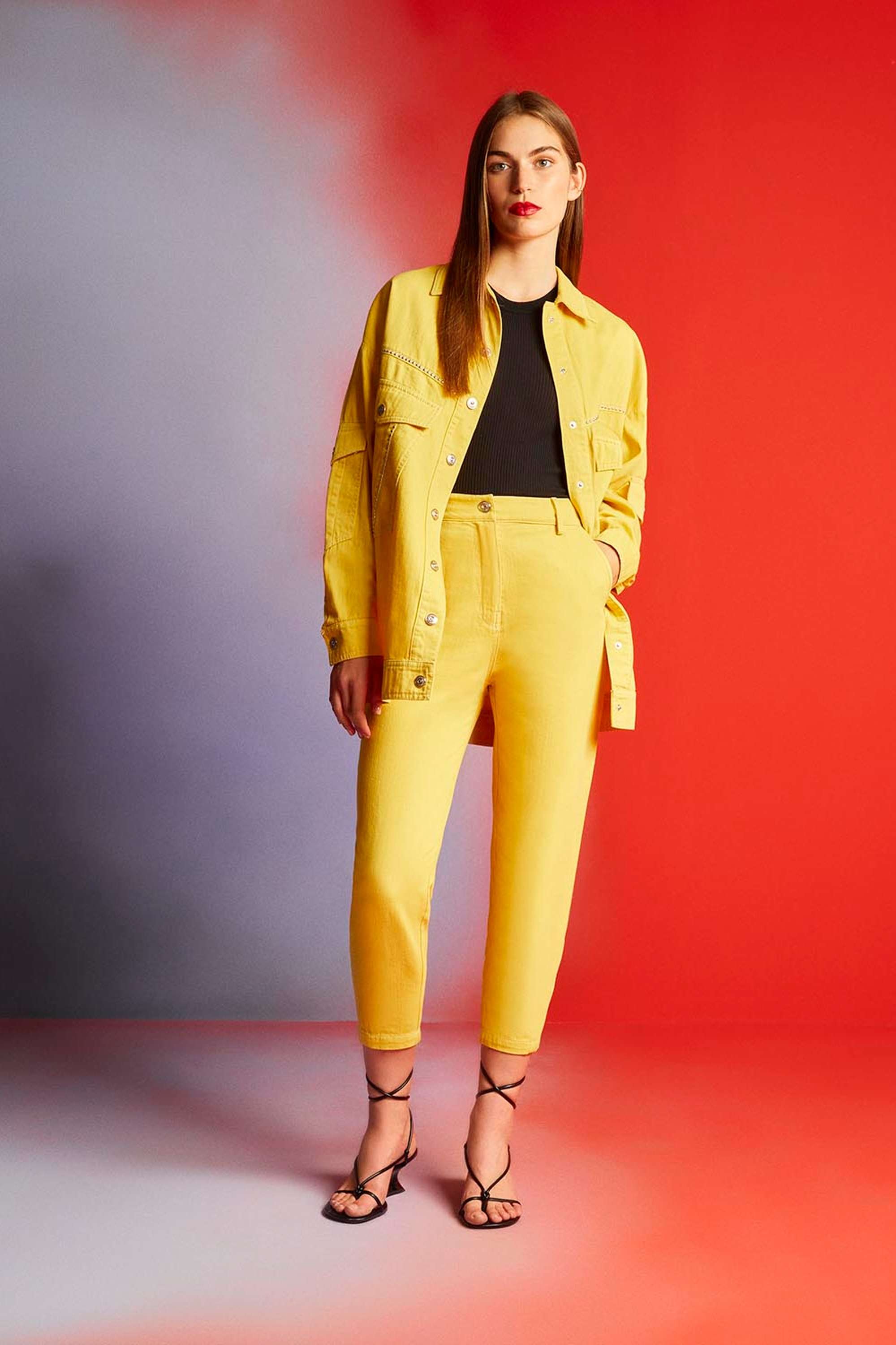 High-Waisted Mom Jeans (Final Sale)