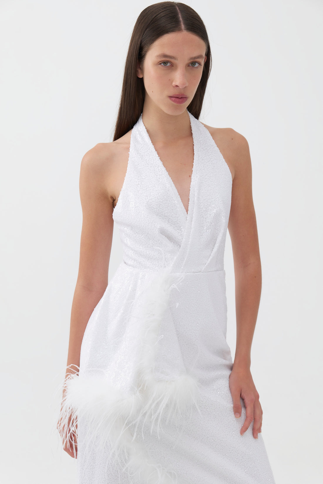 Sequined Otrisch Feather Detailed Dress