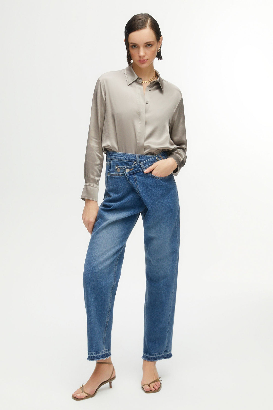 Jeans with Asymmetric Closure (Final Sale)