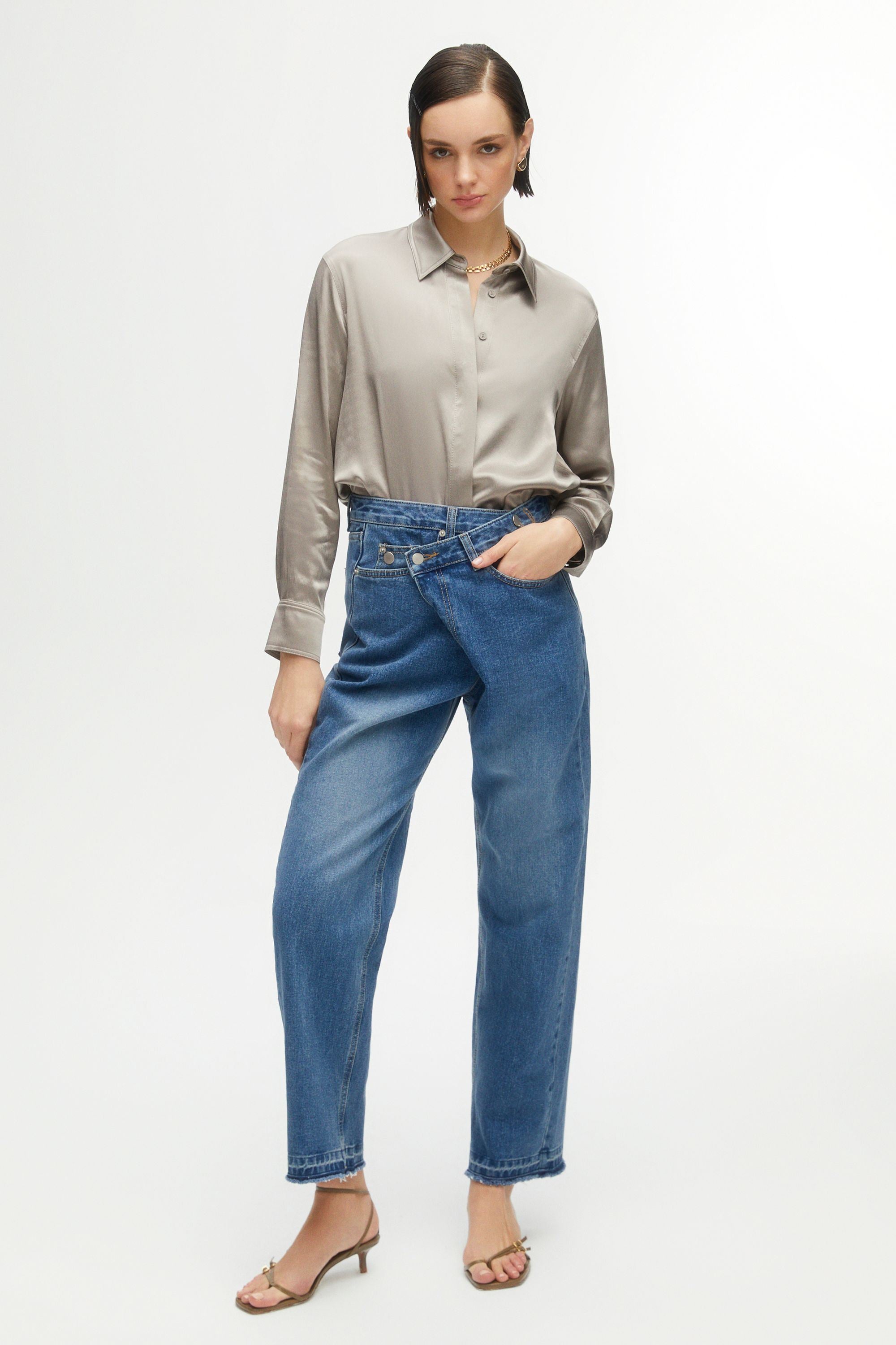 Jeans with Asymmetric Closure (Final Sale)