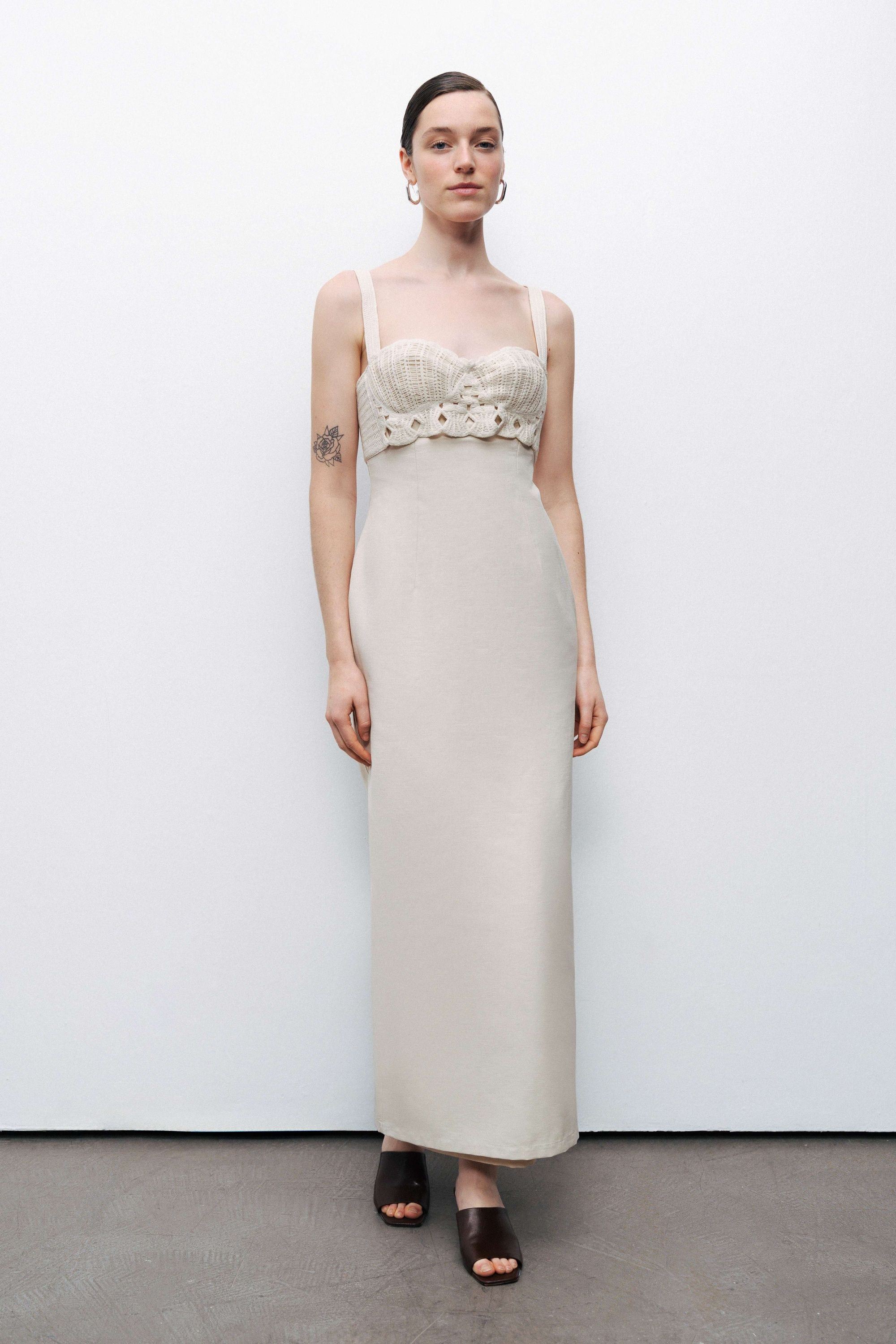 Ecru Linen Brode Detailed Sweetheart Maxi Dress