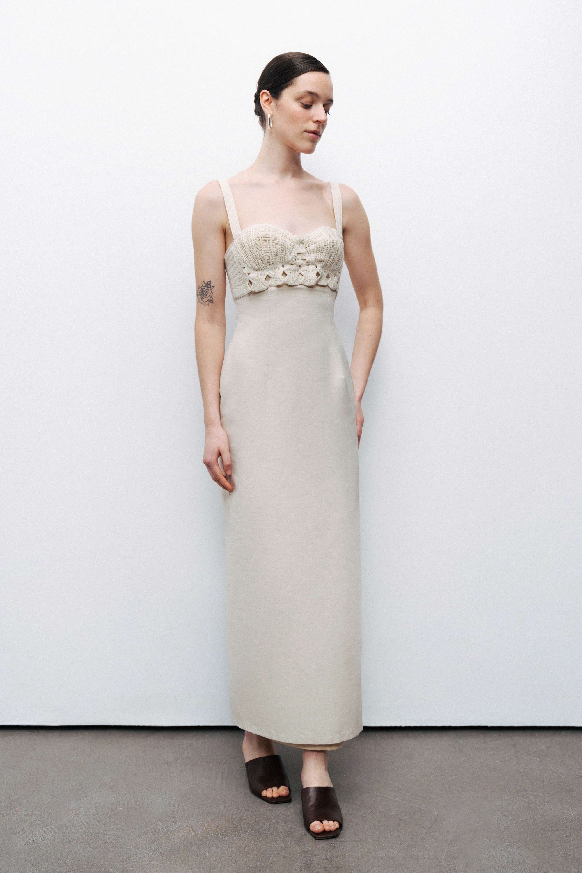 Ecru Linen Brode Detailed Sweetheart Maxi Dress