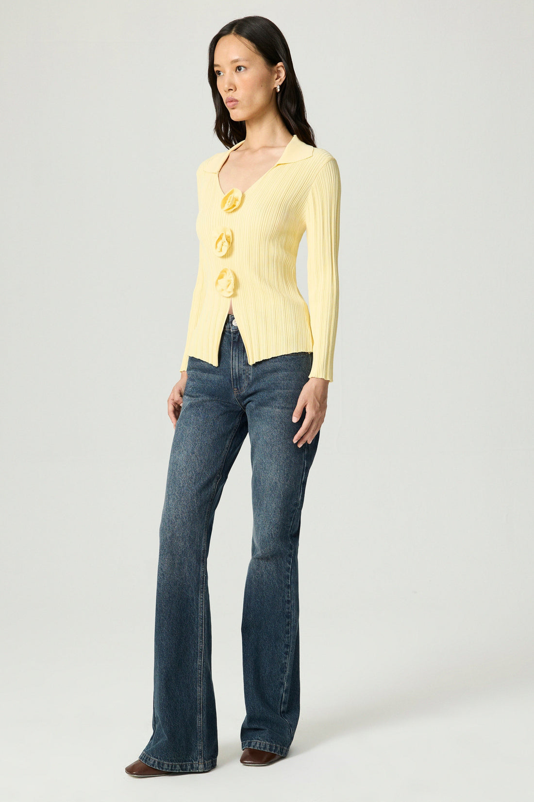 Floral Embellished Ribbed V-Neck Sweater