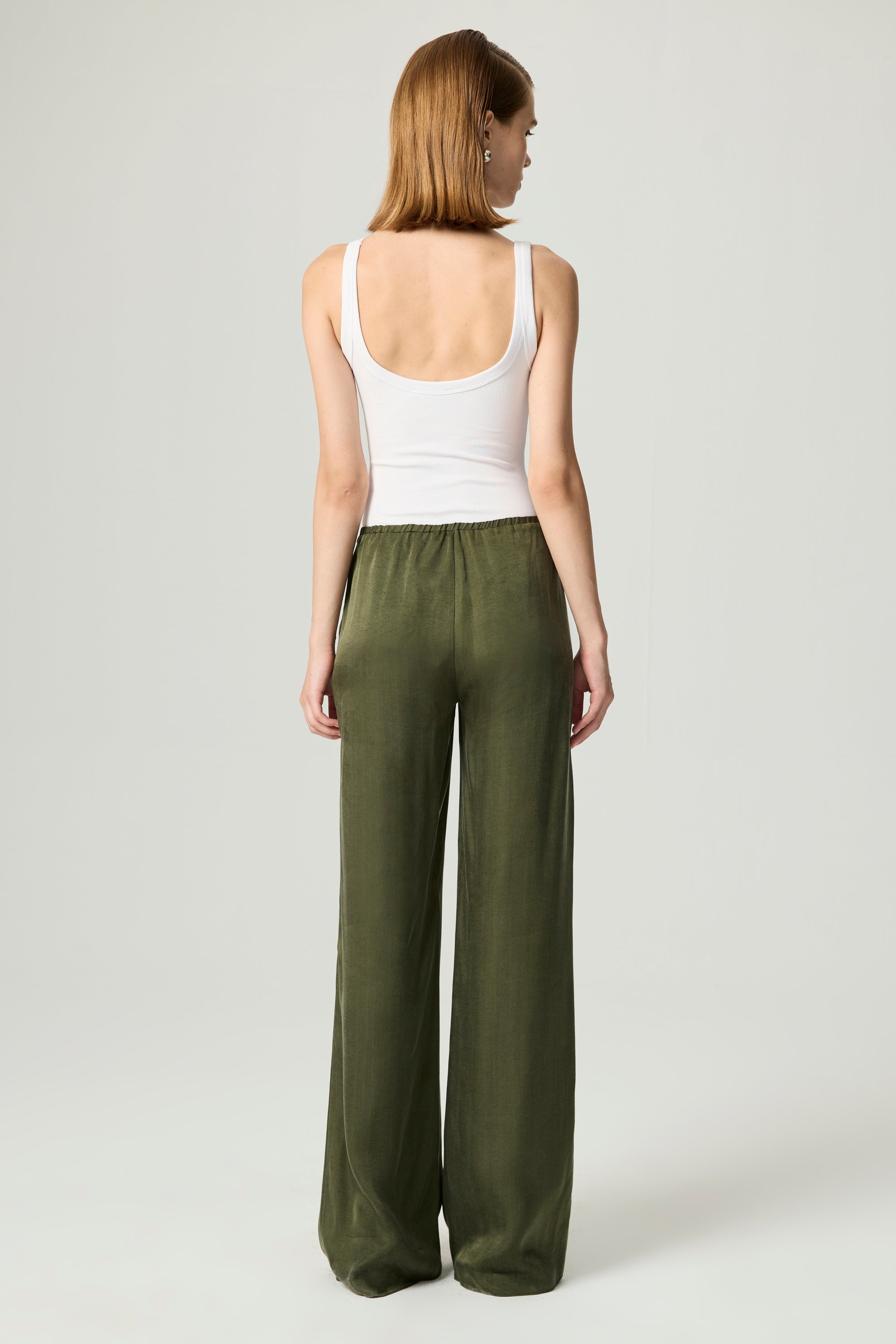 Fluid Tailored Wide-Leg Pants