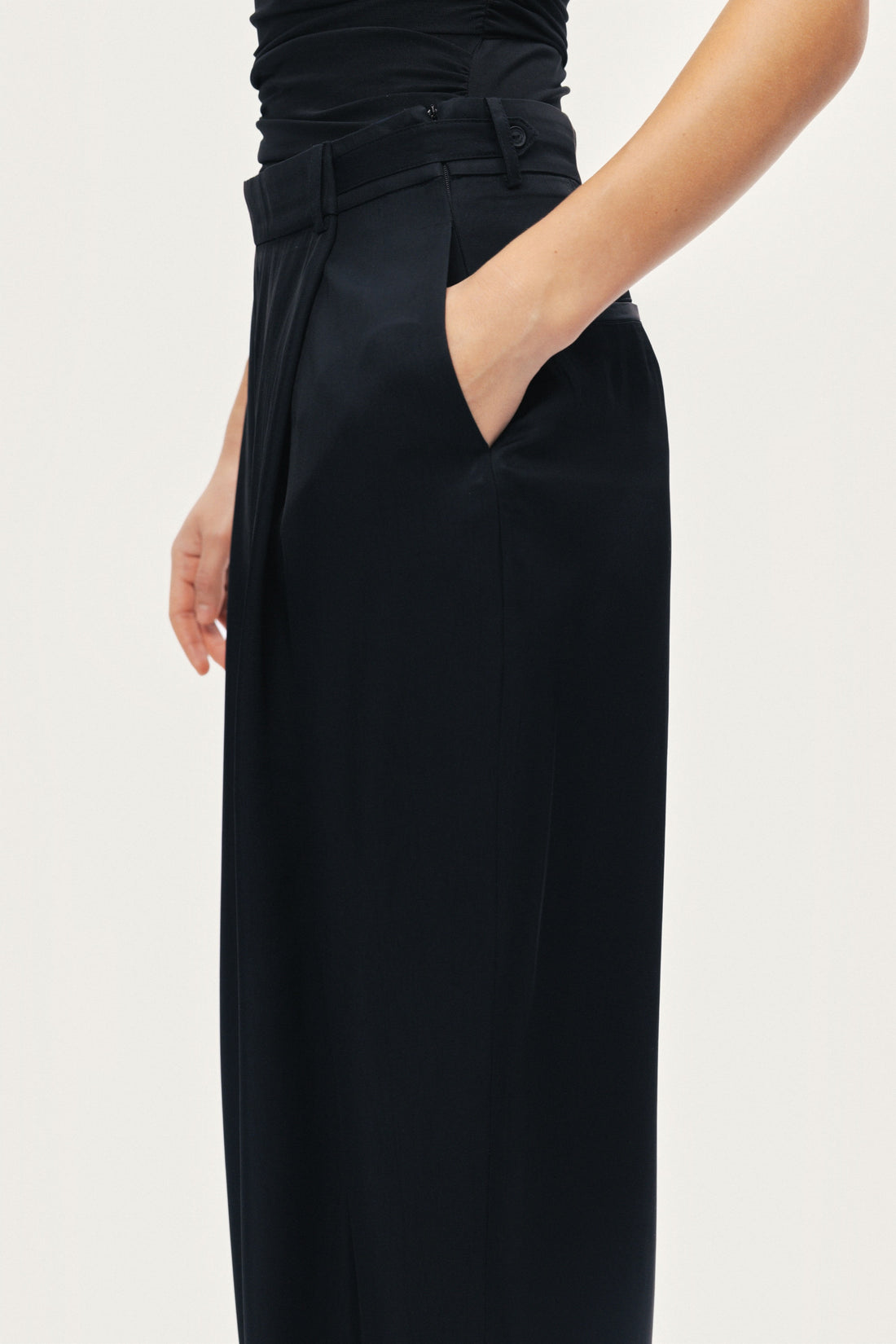 Tailored Wide-Leg Trousers