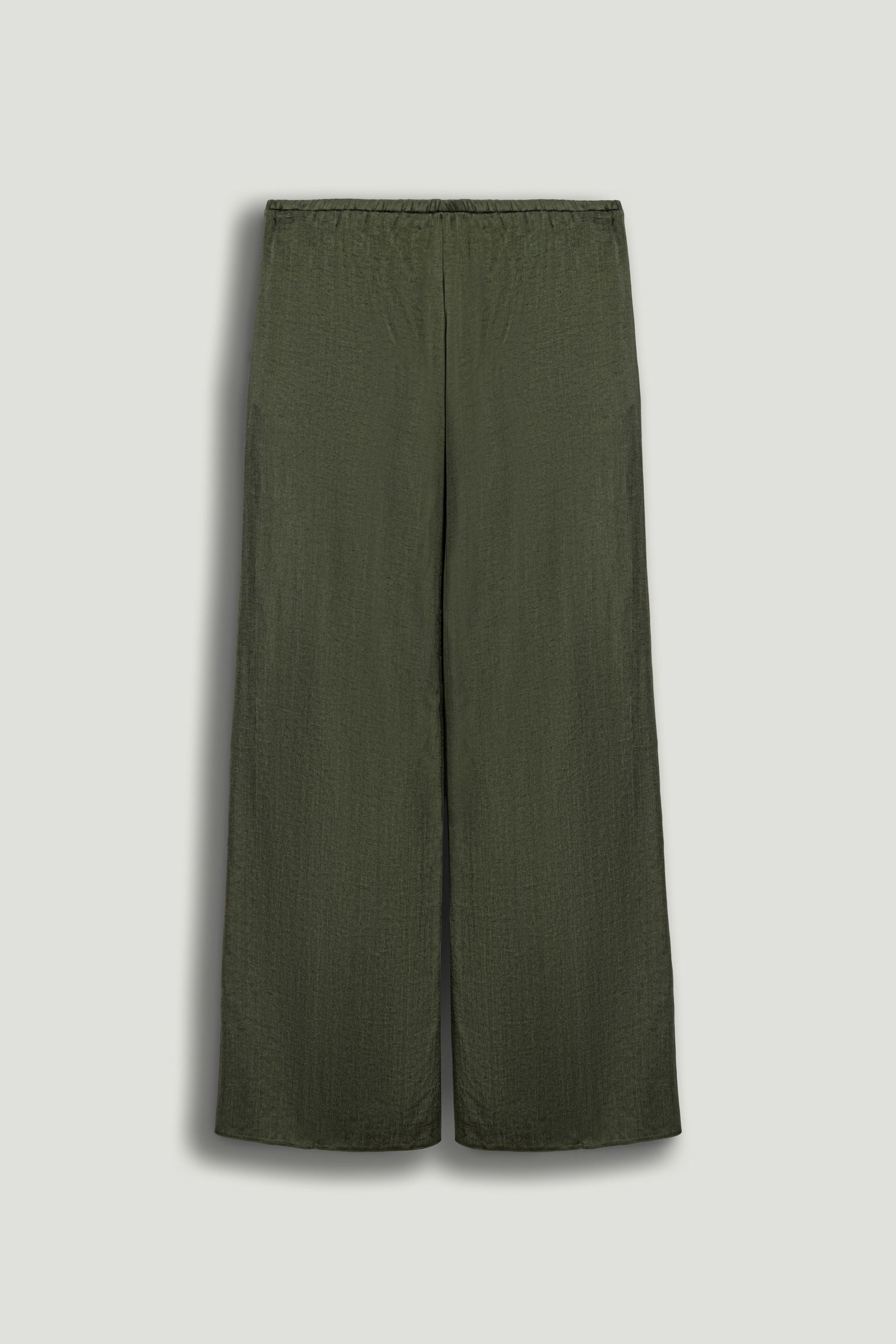 Fluid Tailored Wide-Leg Pants