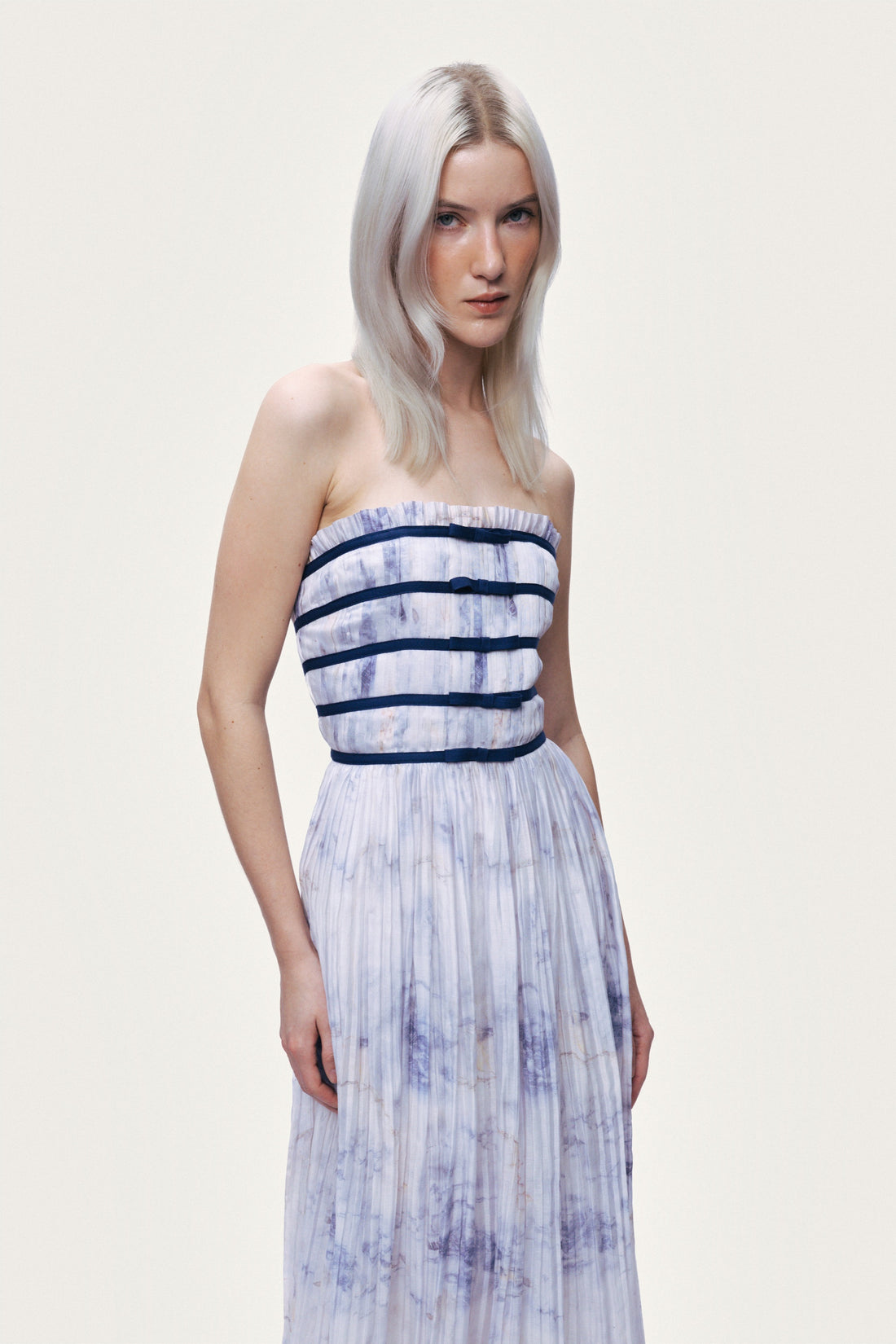 Bow Detail Strapless Midi Dress