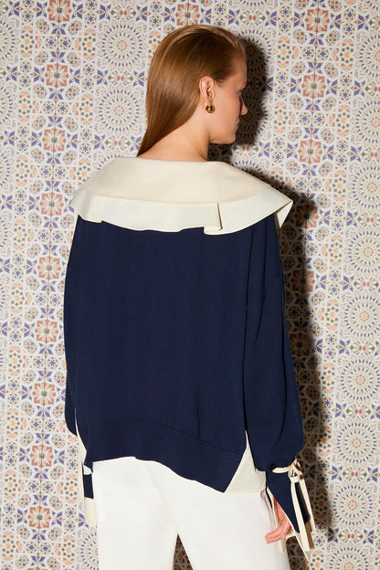 Double Collar Garnished Knitwear