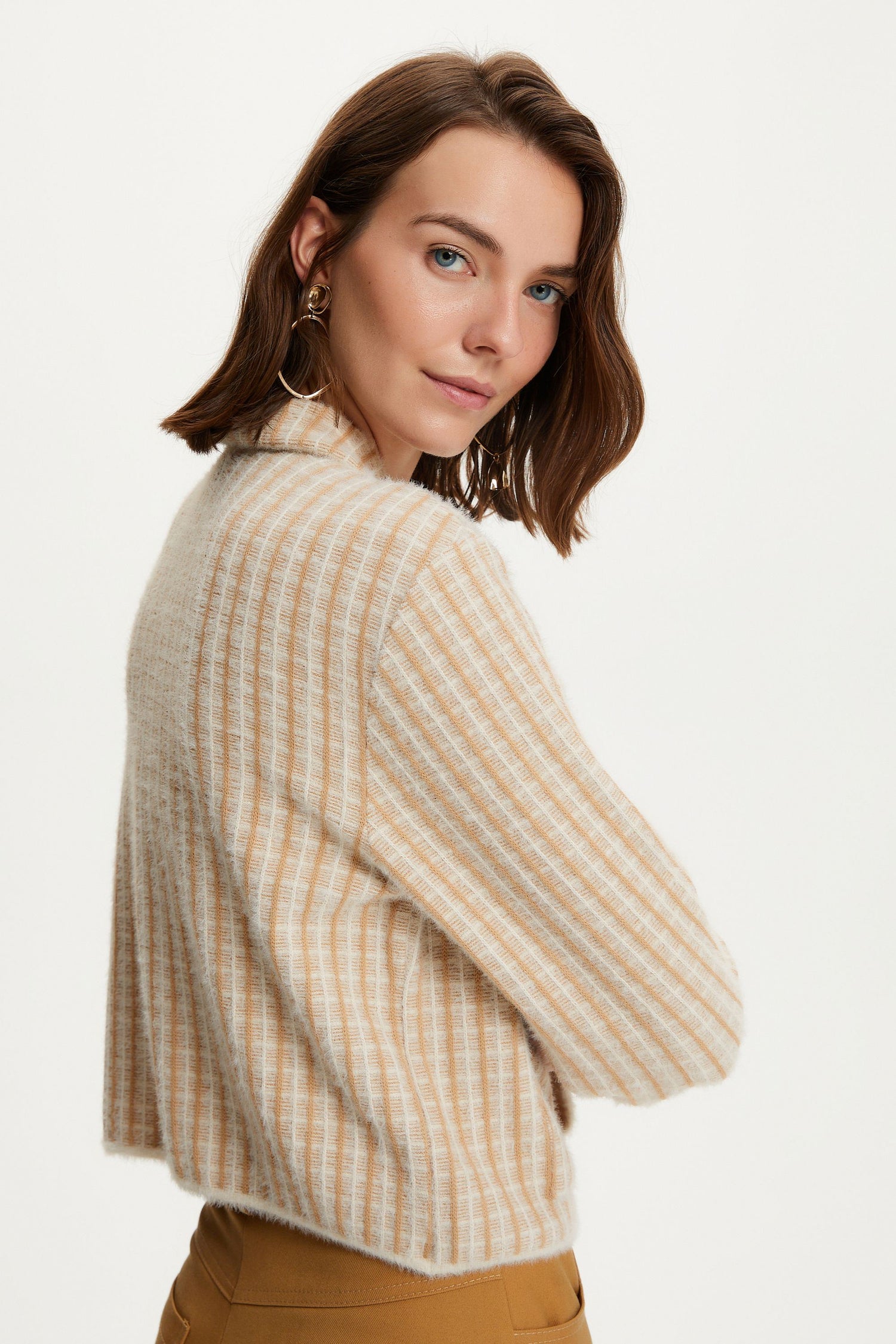 Snap Closure Box Jacket