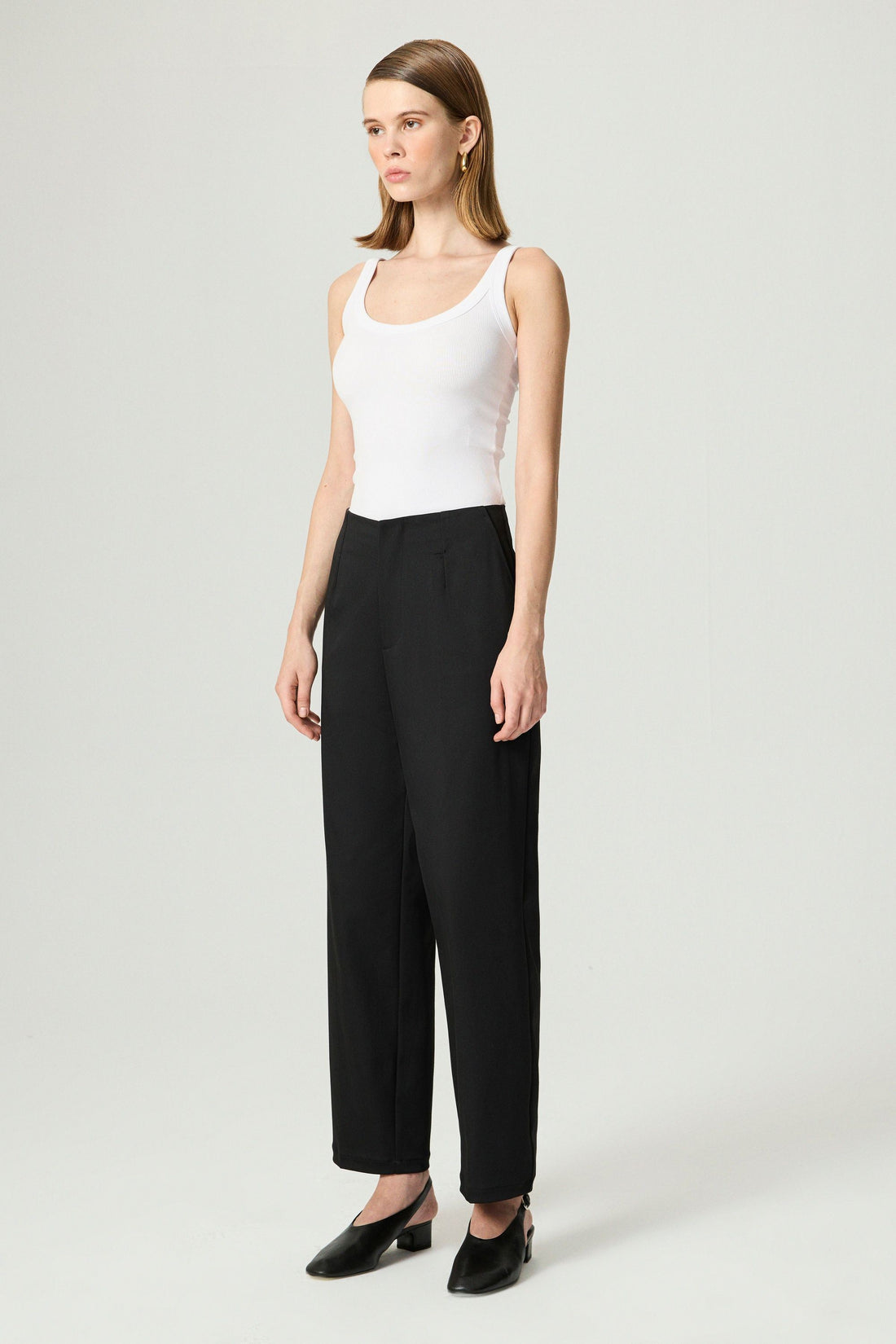 Black Pleat Detailed Pants
