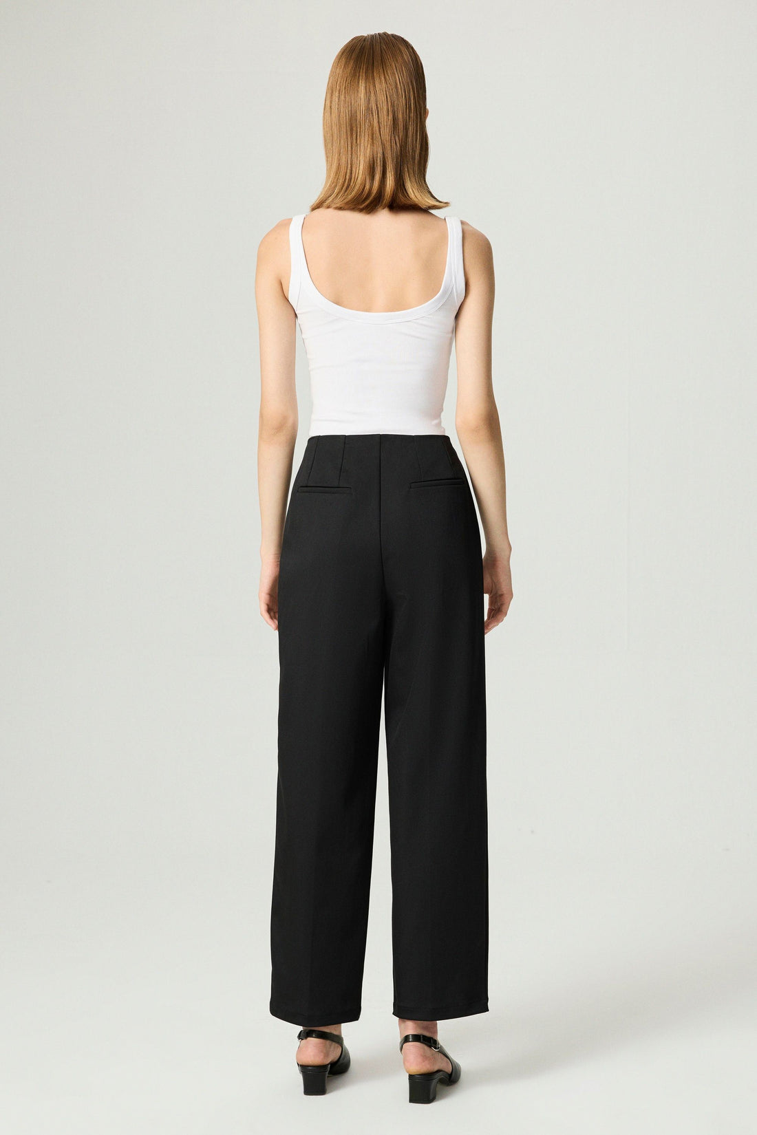 Black Pleat Detailed Pants