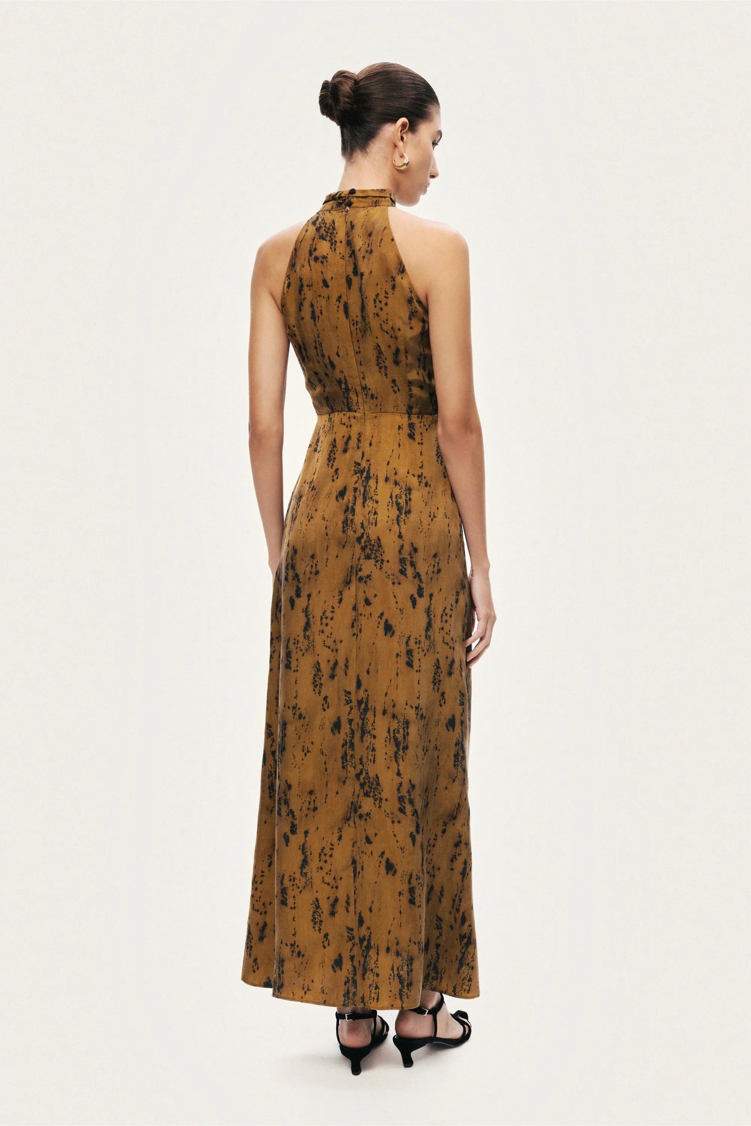 Printed Halter-Neck Maxi Dress