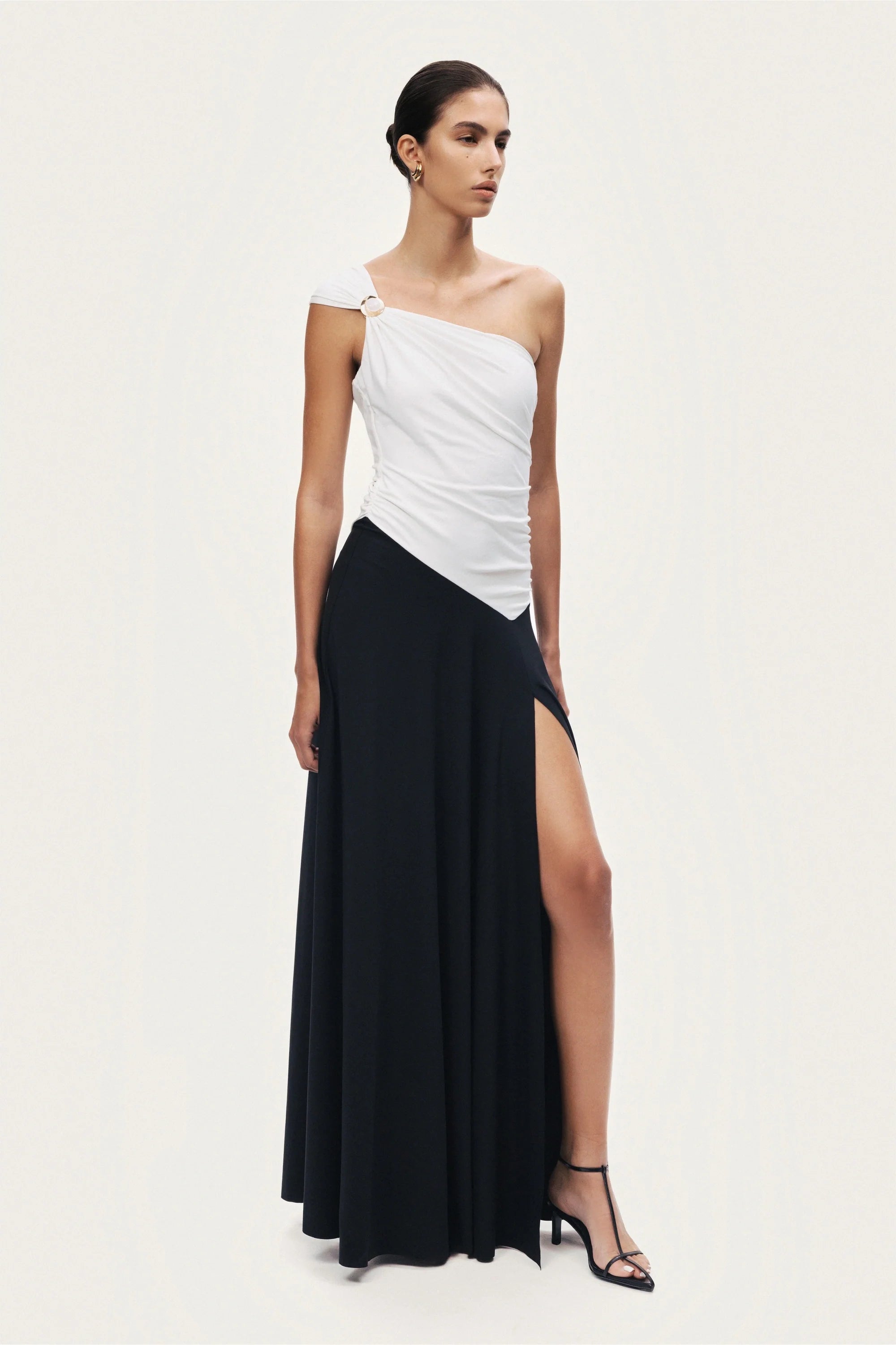 One-Shoulder Contrast Maxi Dress