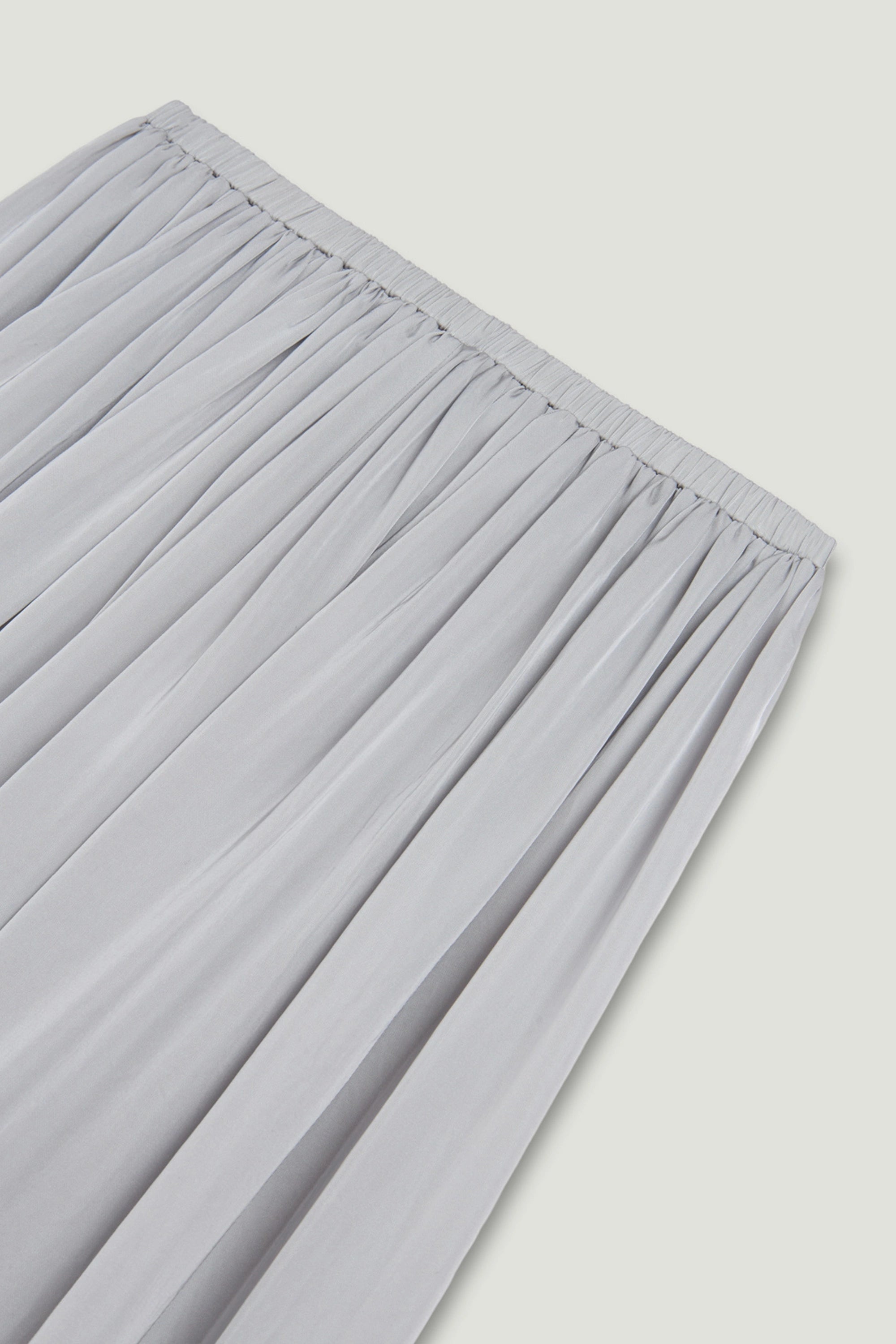 Wide-Leg Tailored Trousers