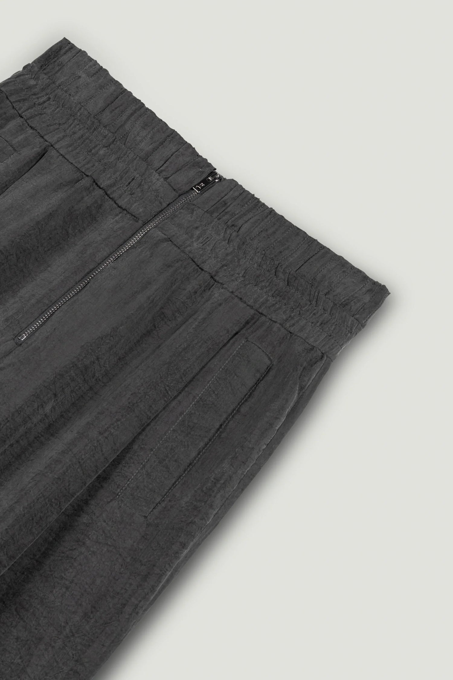 Relaxed Wide-Leg Pants