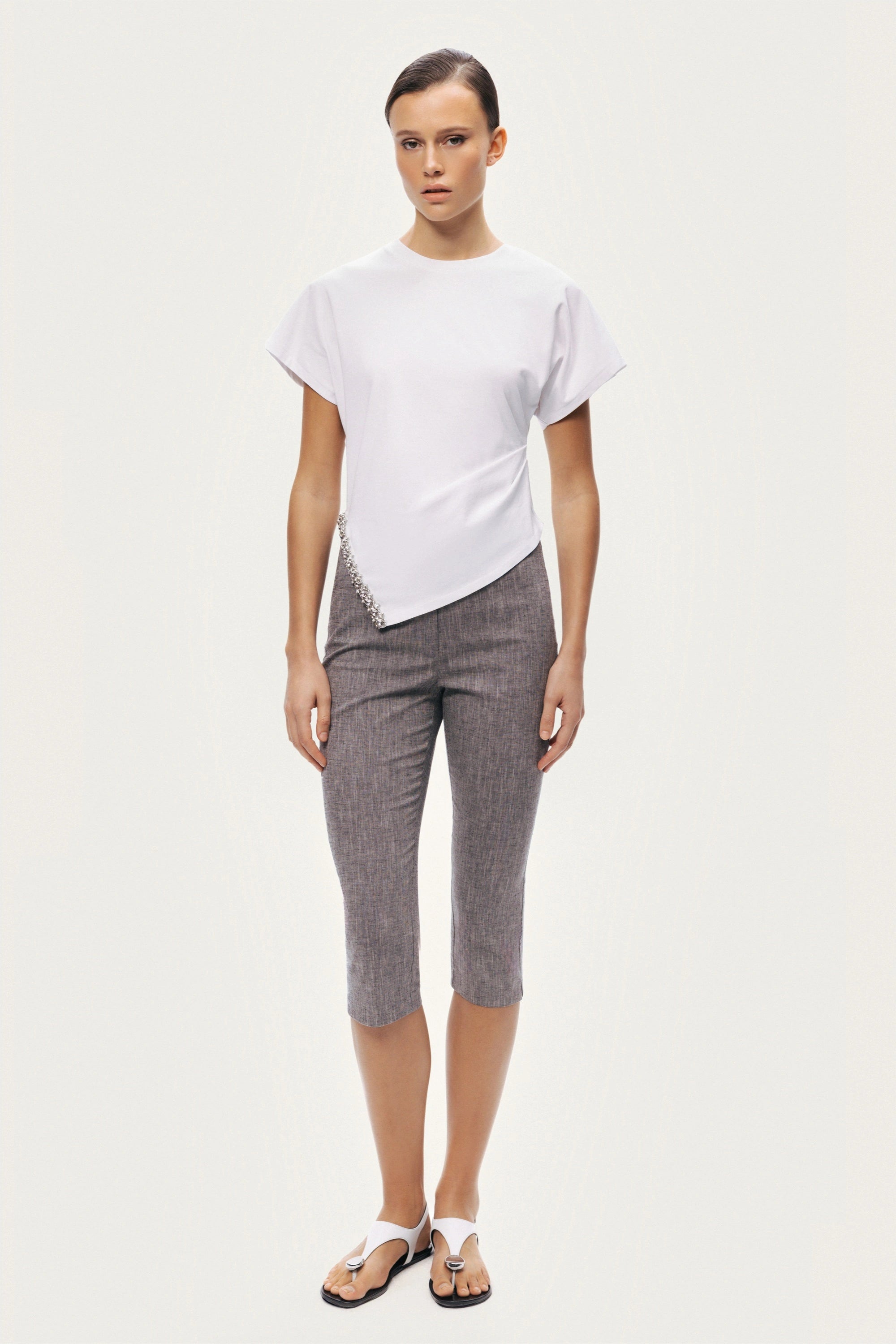 Tailored Linen Blend Capri Pants