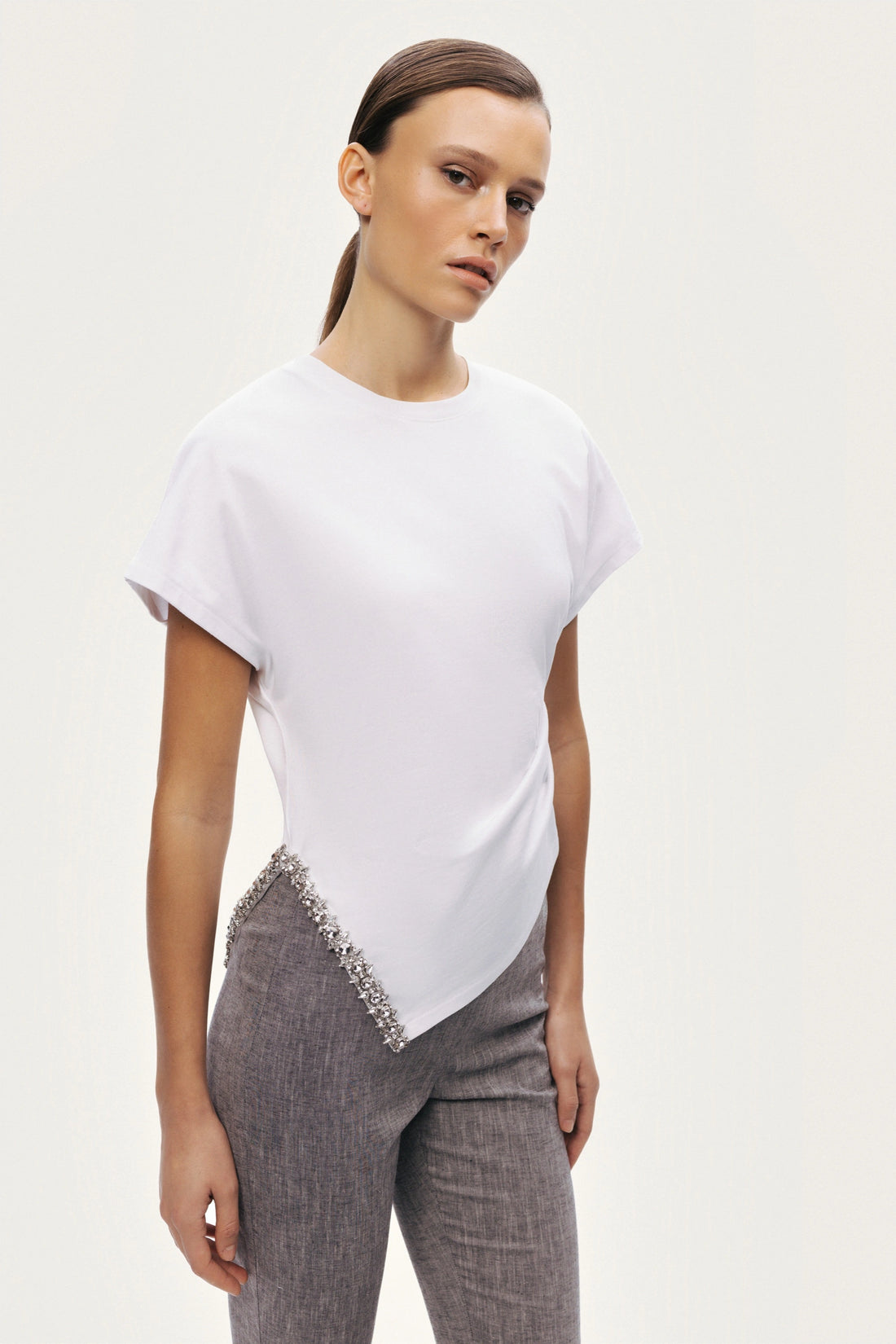 Tailored Linen Blend Capri Pants