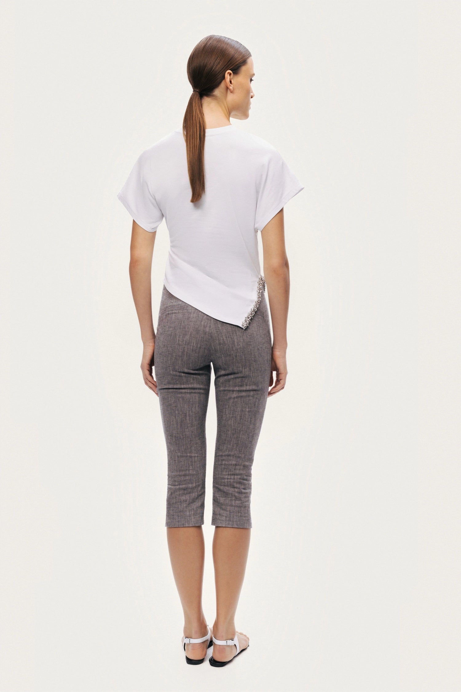 Tailored Linen Blend Capri Pants