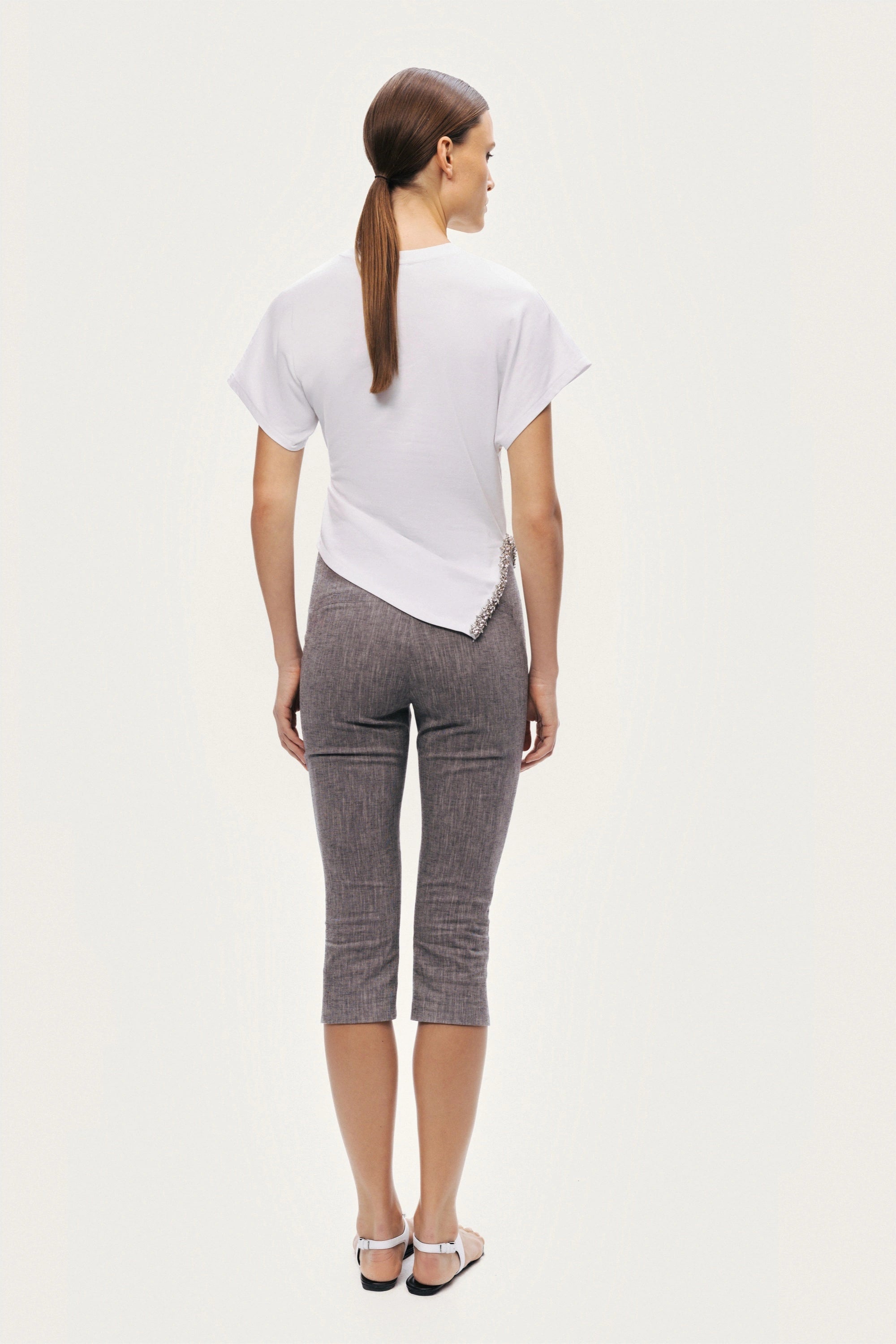 Tailored Linen Blend Capri Pants