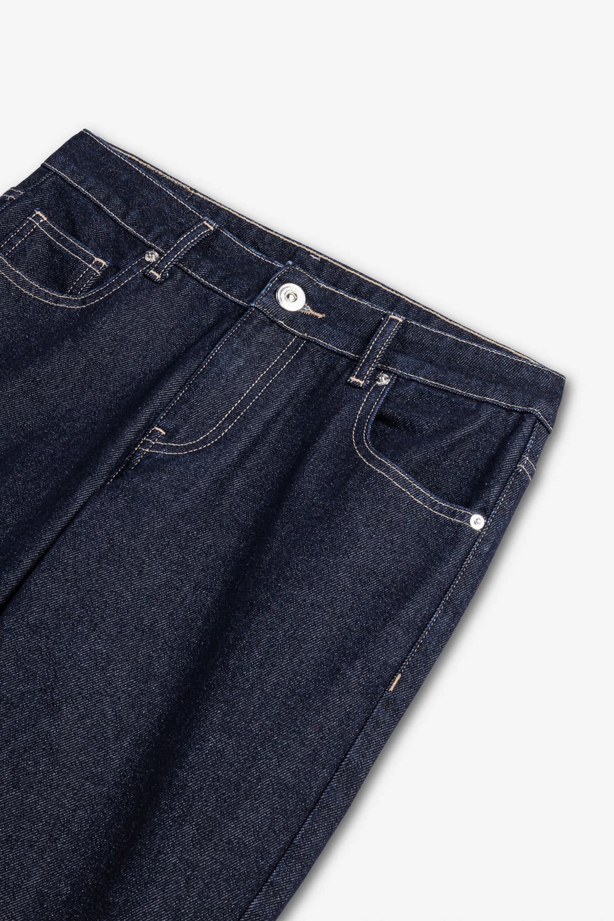 Belt Detail Wide Leg Jeans
