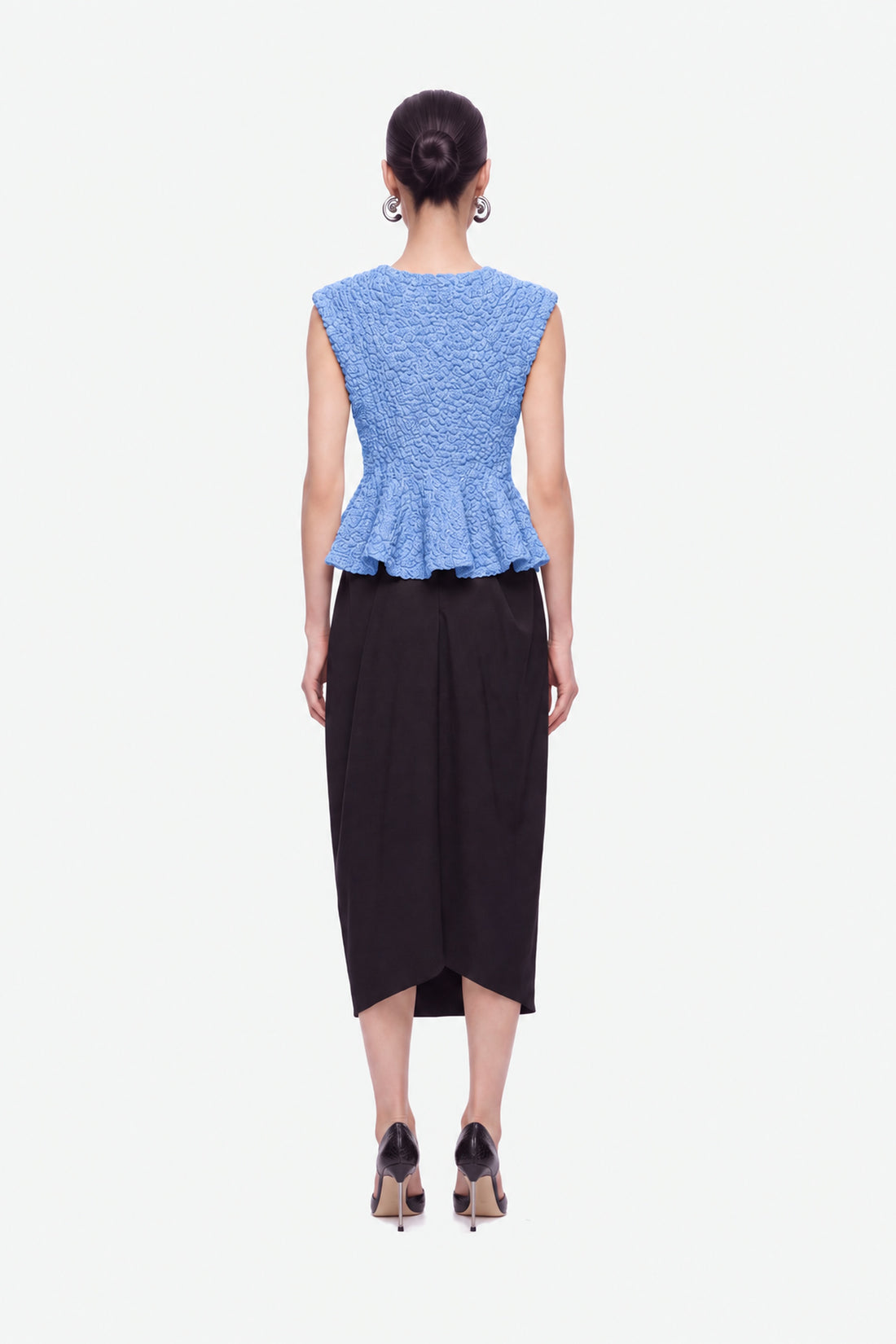 Accessory Detail Crew Neck Knit Top