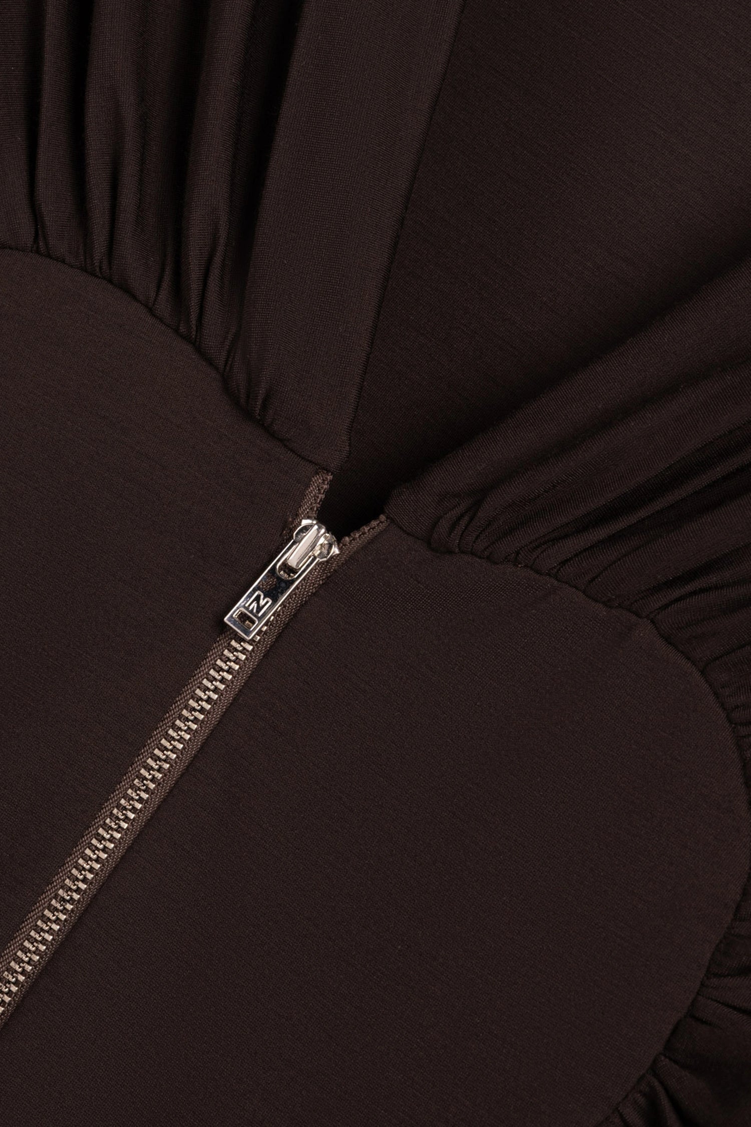 color_brown