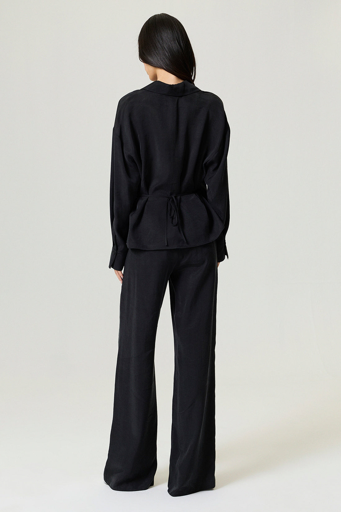 Relaxed Fluid Pants with Elastic Waist