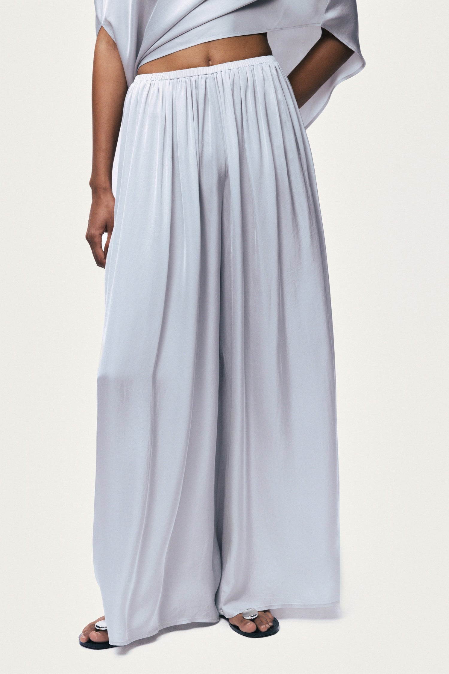 Wide-Leg Tailored Trousers