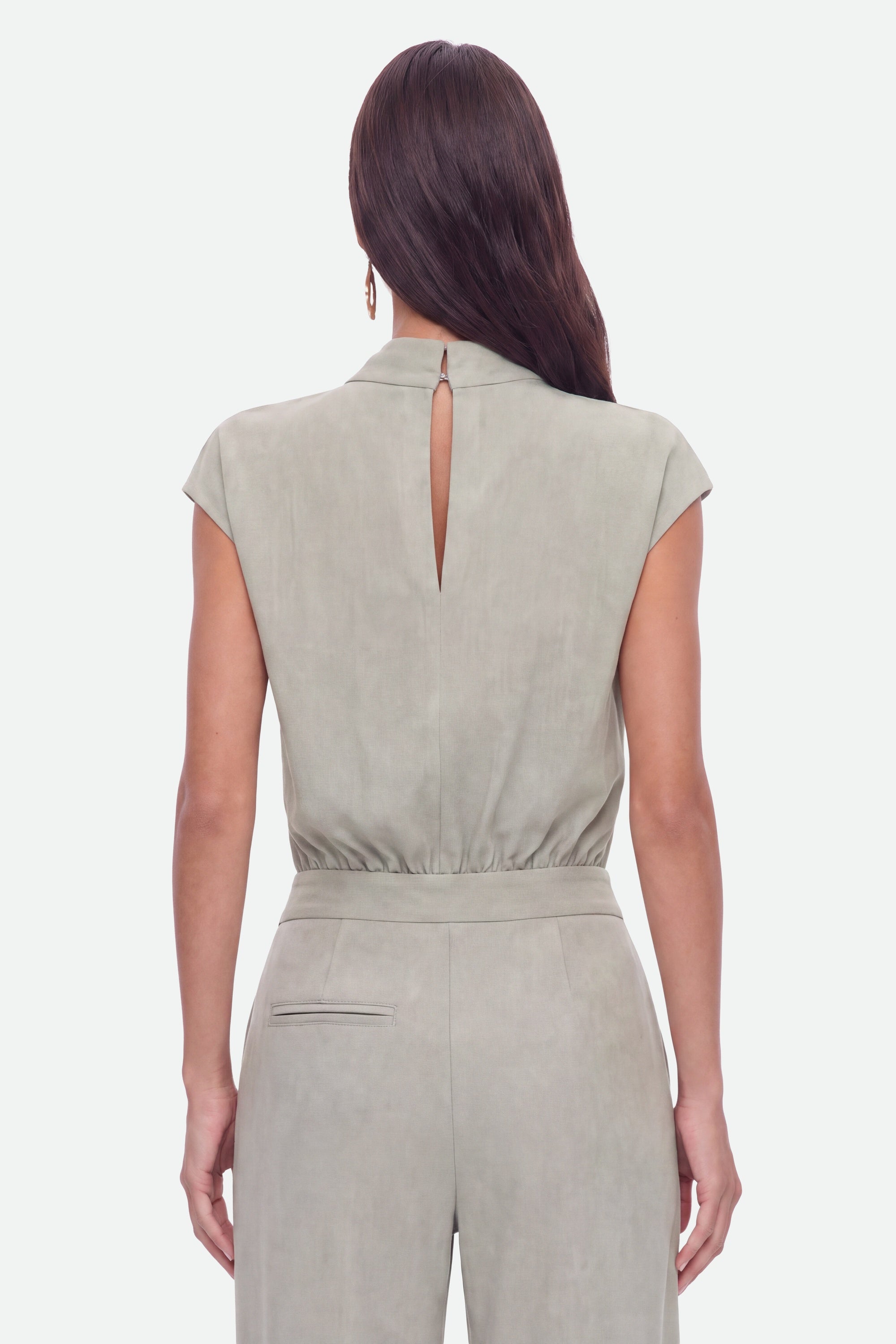Collar Detail Sleeveless Bodysuit Blouse