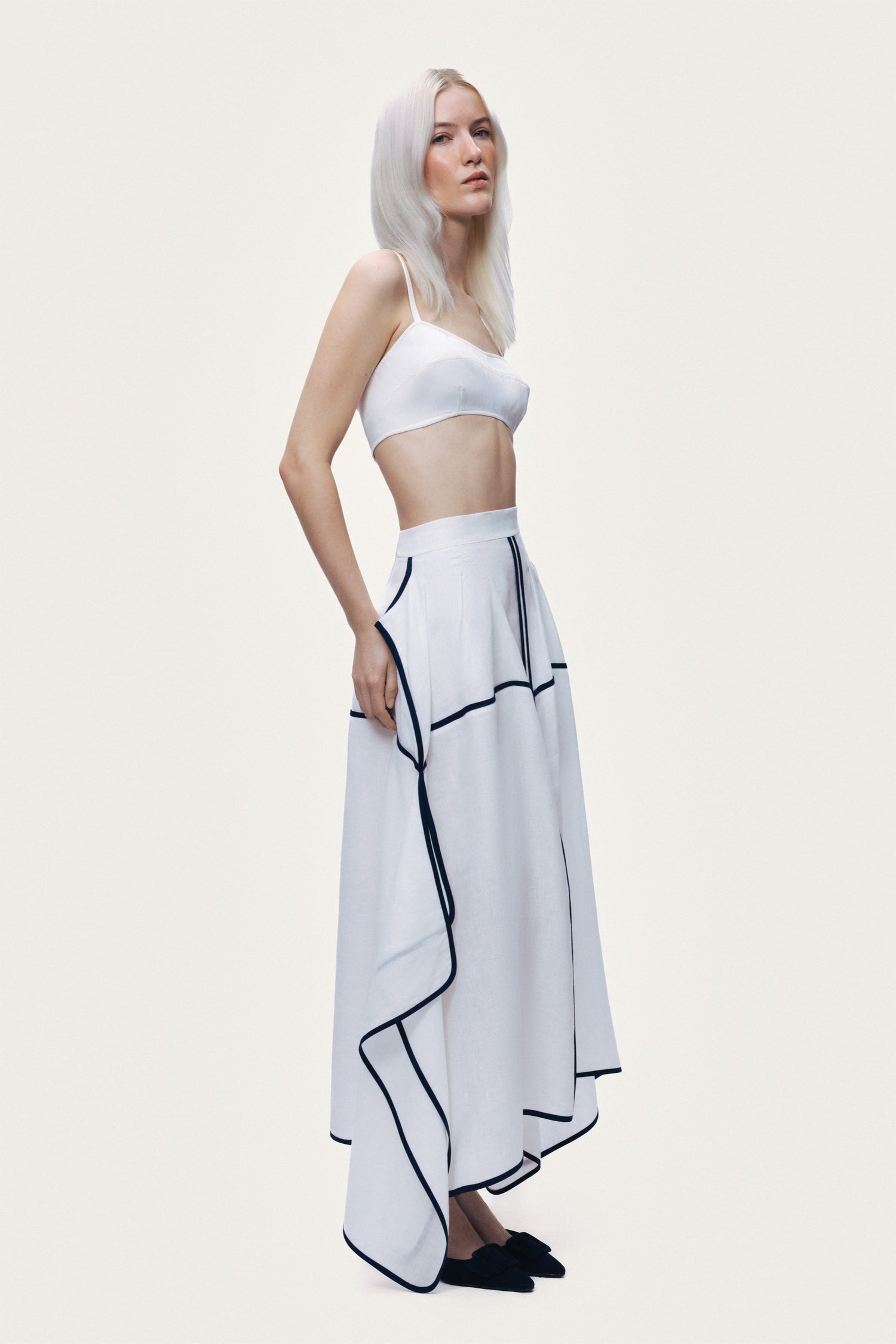 Contrast Trim Asymmetric Hem Skirt