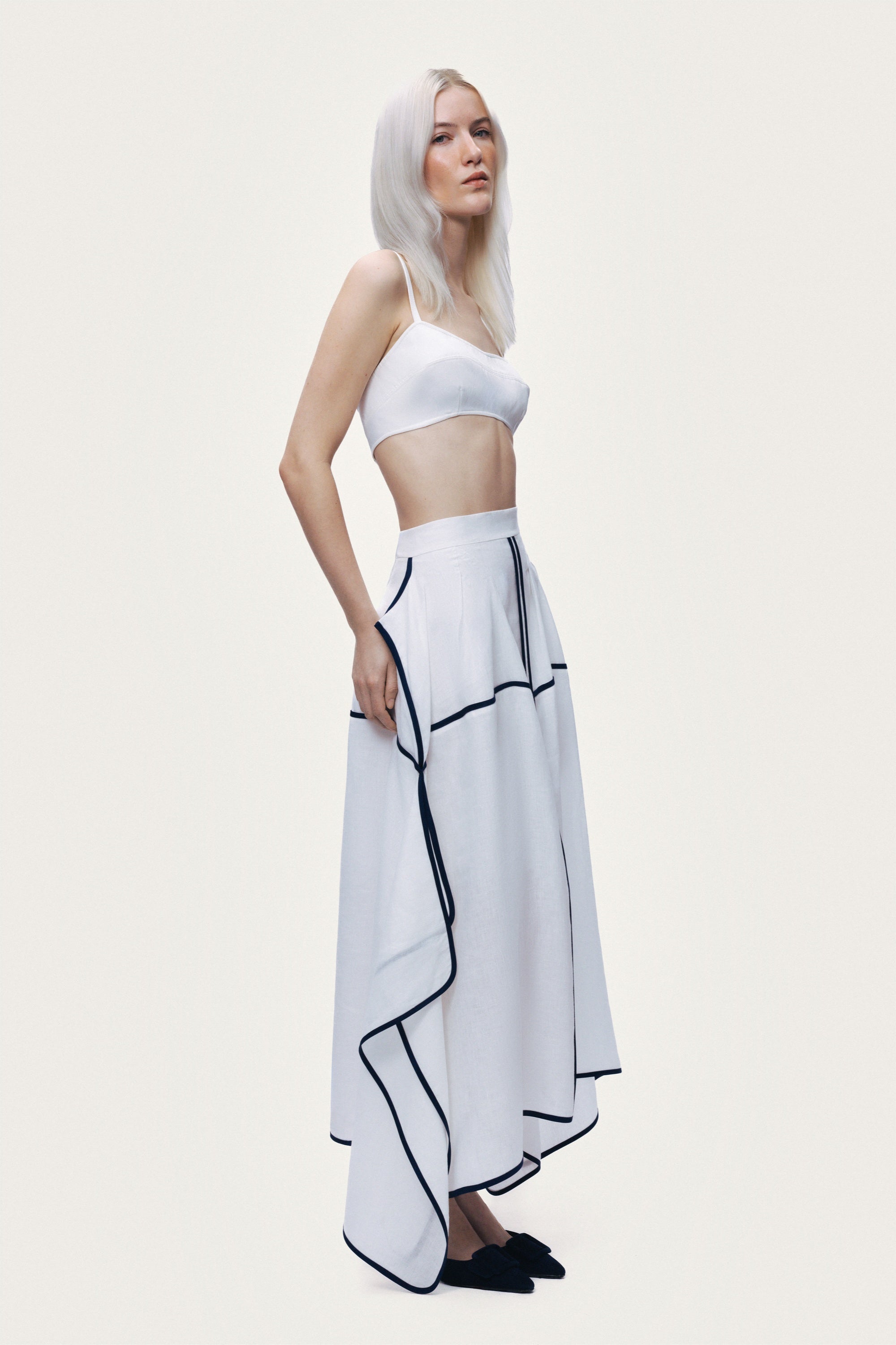 Contrast Trim Asymmetric Hem Skirt